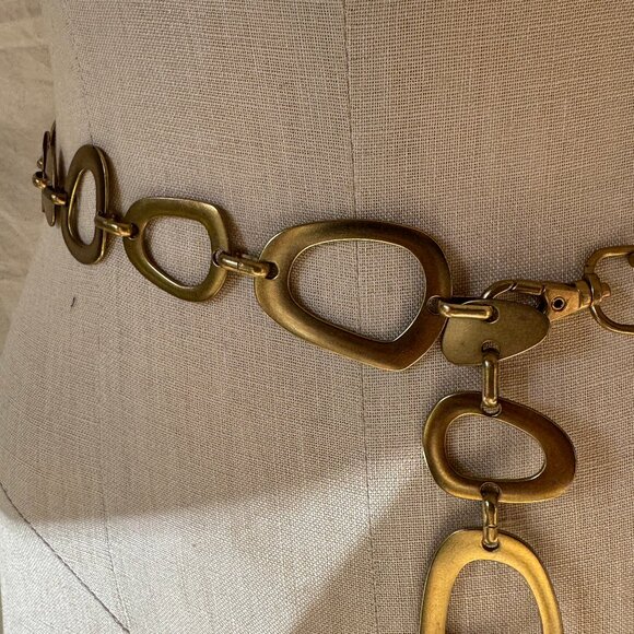 Gold Metal Asymmetrical Avant Garde Chain Belt - Picture 5 of 5
